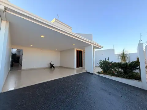 OPORTUNIDADE À VENDA NO BAIRRO SÃO LUCAS: IMÓVEL DE ALTO PADRÃO COM EXCELENTE ACABAMENTO E PLANEJADOS.