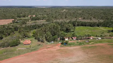 FAZENDA COM PIVÔS EM JOÃO PINHEIRO / MG