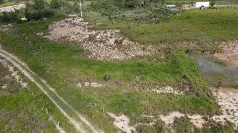 CHACARA EM MATINHA, MONTE CARMELO