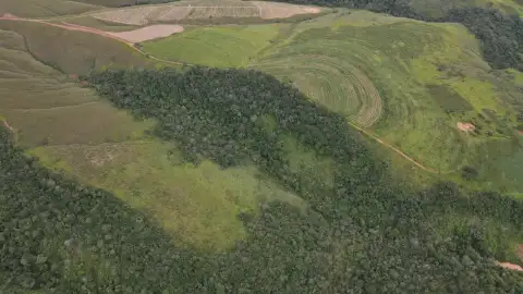 EXCELENTE FAZENDA DE DUPLA APTIDÃO EM CAMPOS ALTOS