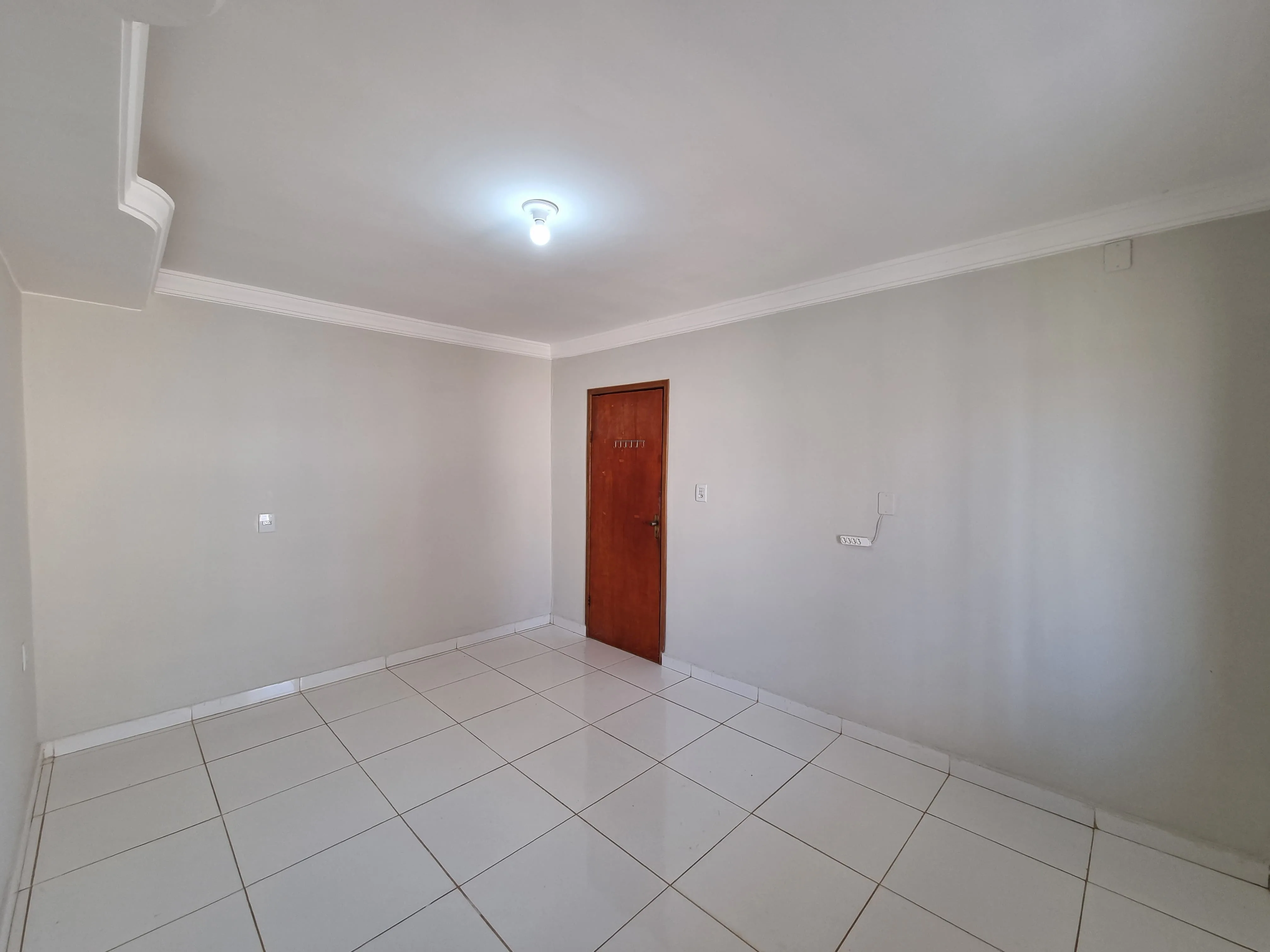 CASA NO BAIRRO MORADA NOVA EM PATROCÍNIO-MG.
