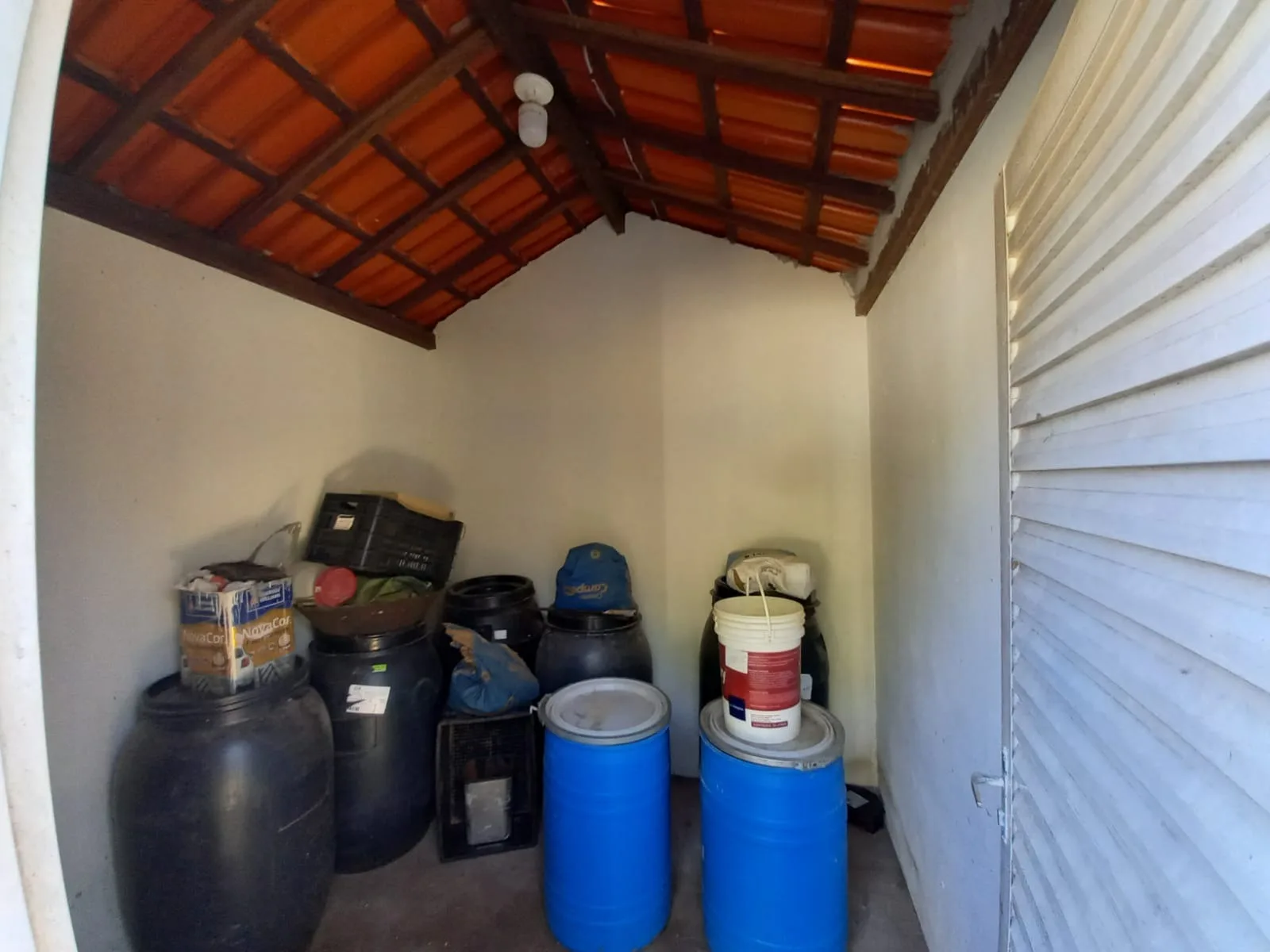 CHÁCARA PARA LAZER AS MARGENS DA REPRESA DE NOVA PONTE/MG