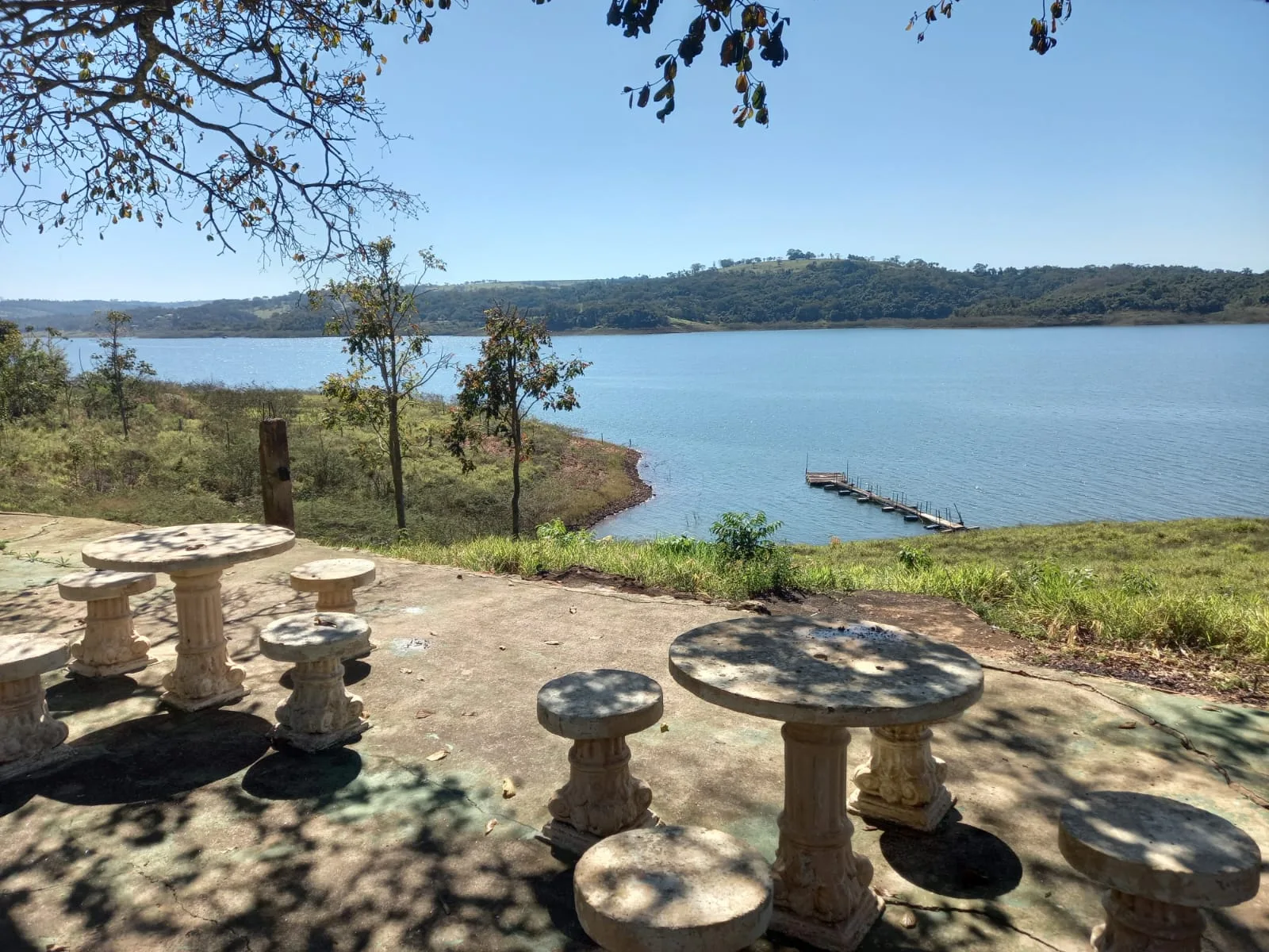 CHÁCARA COM A MELHOR VISTA DA REPRESA DE NOVA PONTE