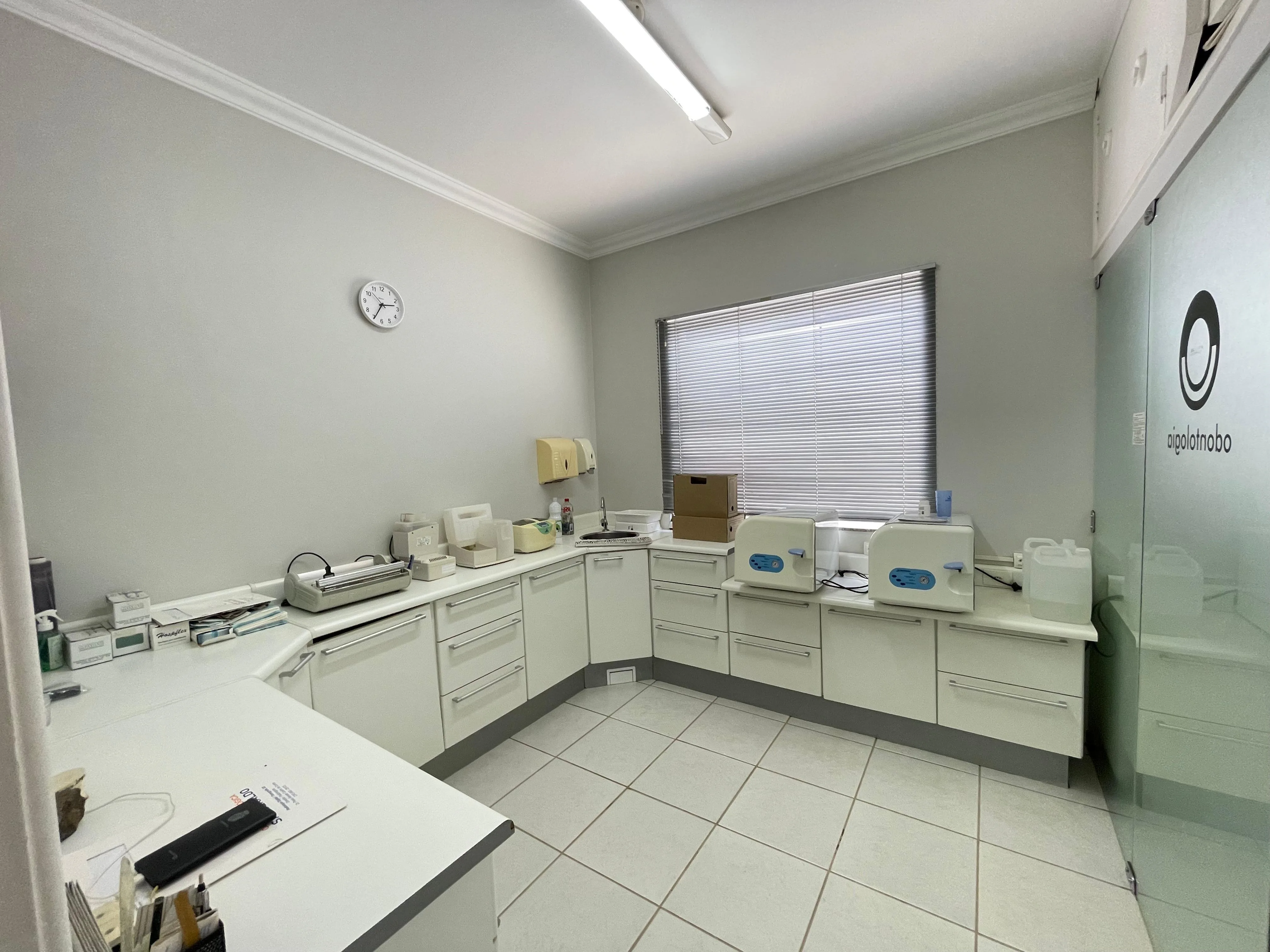 CLÍNICA COMPLETA A VENDA NO CORAÇÃO DE PATROCÍNIO-MG